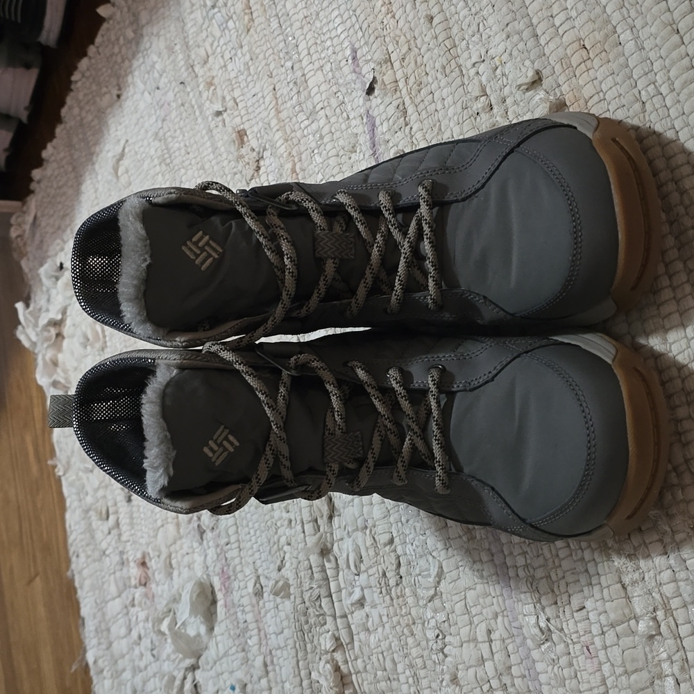 Columbia Boots
